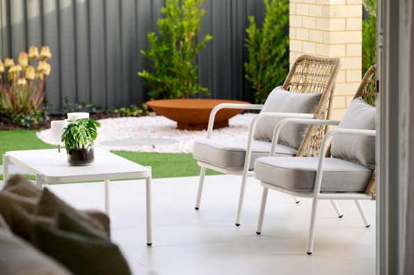 SCORE THIS AMAZING 4X2 IN SUNNY HENLEY BROOK!!