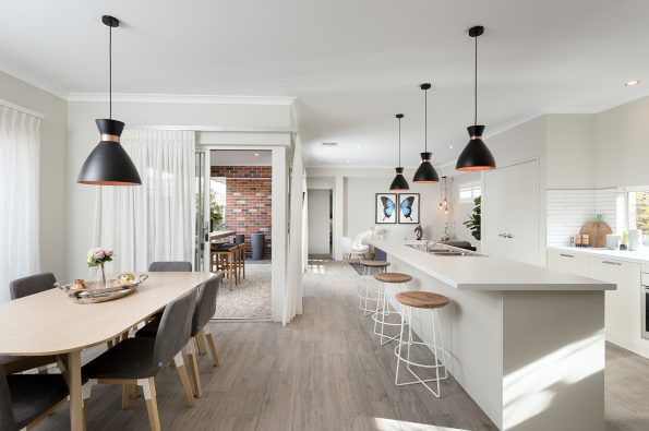 STUNNING DEAL IN THE HEART OF ARMADALE!!