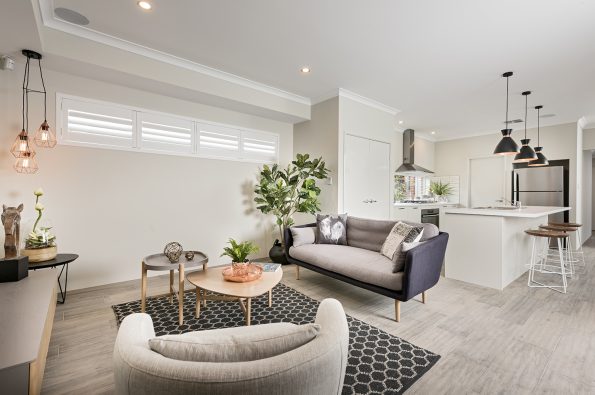 STUNNING DEAL IN THE HEART OF ARMADALE!!