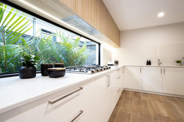 MODERN LIVING IN MANDOGALUP!!